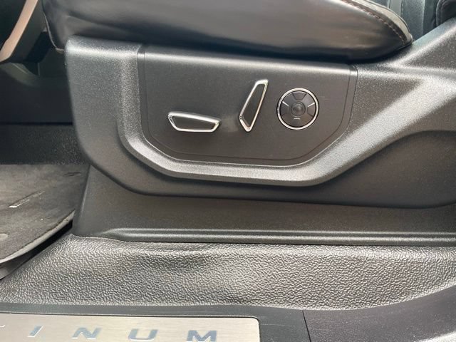 Certified 2018 Ford F350 Platinum w/ Platinum Ultimate Package AWD/4WD image 12