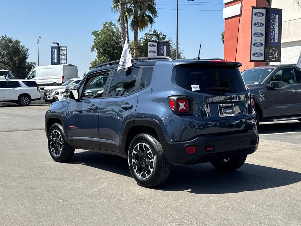 Used 2023 Jeep Renegade Trailhawk AWD/4WD image 8