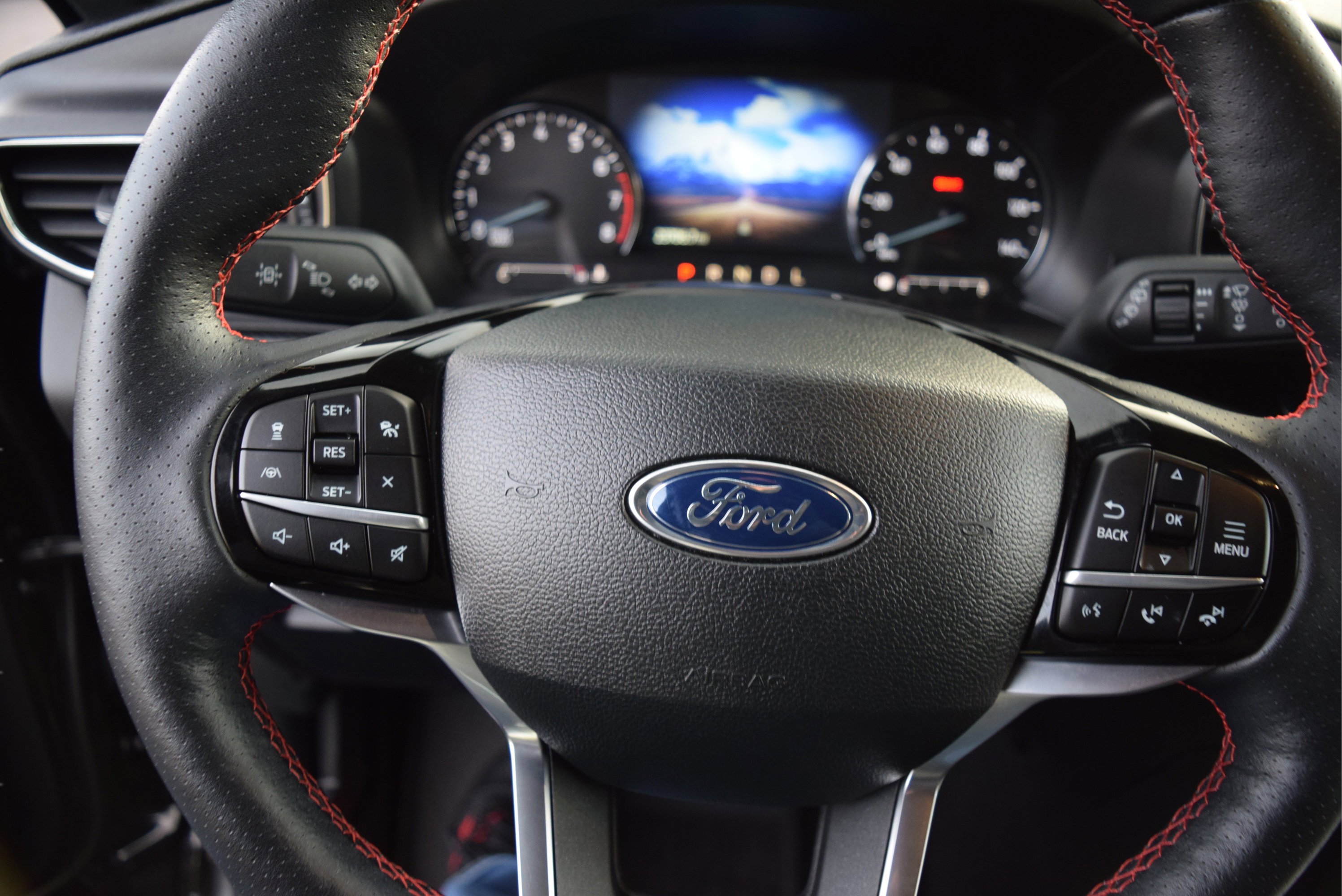 Certified 2023 Ford Explorer ST-Line image 10