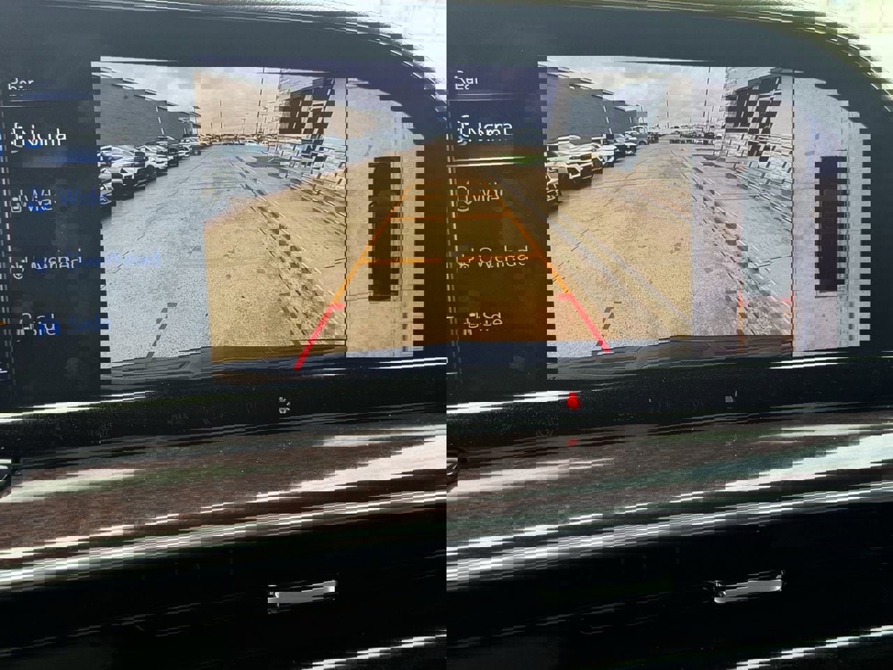 Used 2023 Cadillac Escalade Sport Platinum w/ LPO, ONYX Package image 17