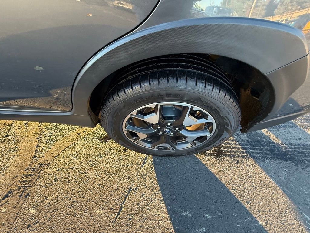 Used 2020 Subaru Crosstrek 2.0i Premium image 17