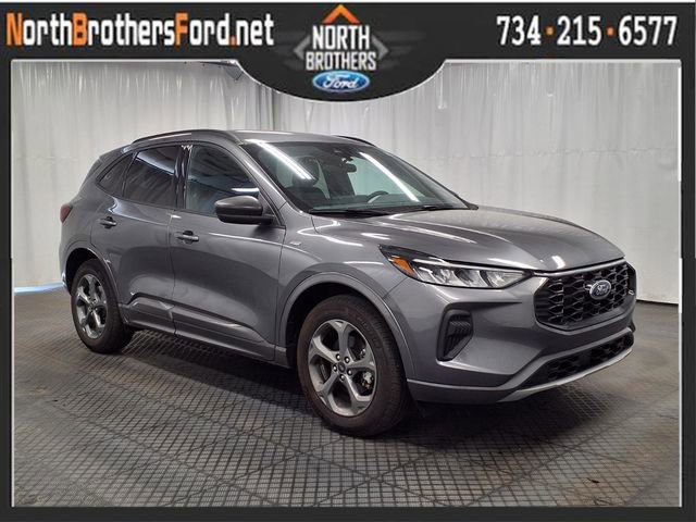 Certified 2023 Ford Escape ST-Line w/ Tech Pack #1 AWD/4WD image 1