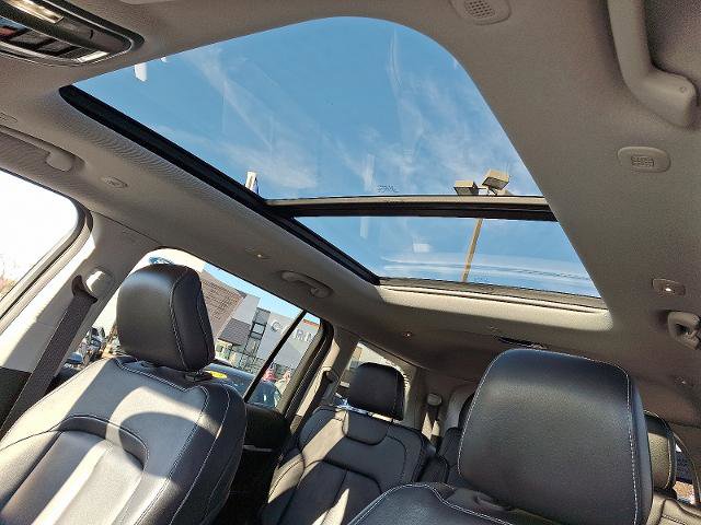 Used 2021 Jeep Grand Cherokee L Limited image 15