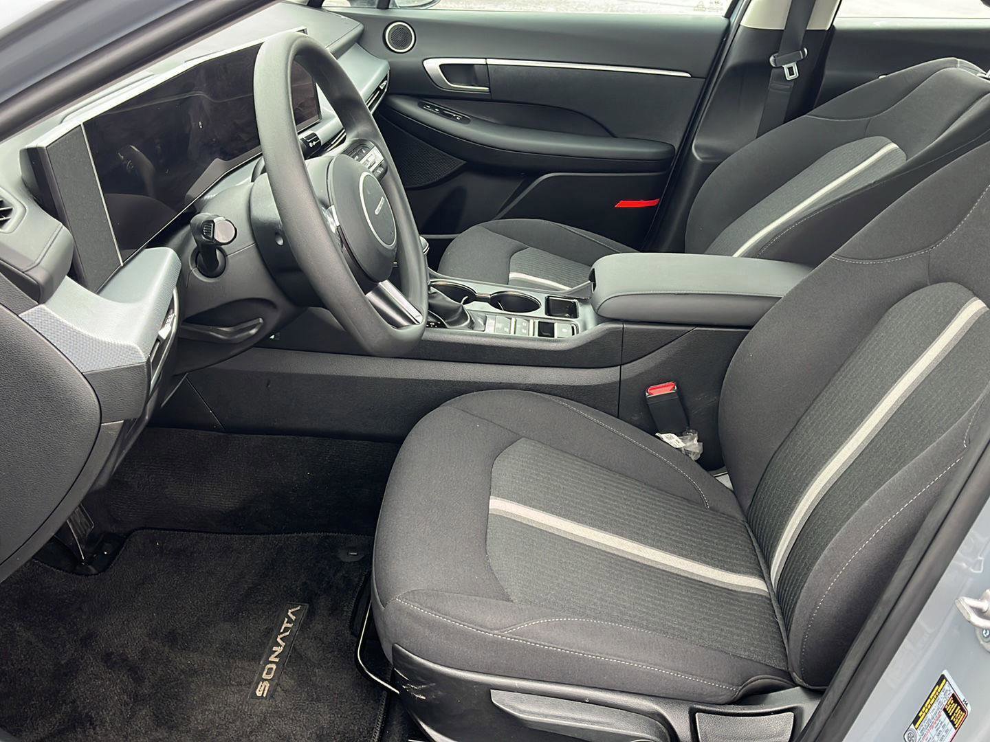 Used 2025 Hyundai Sonata SE image 10