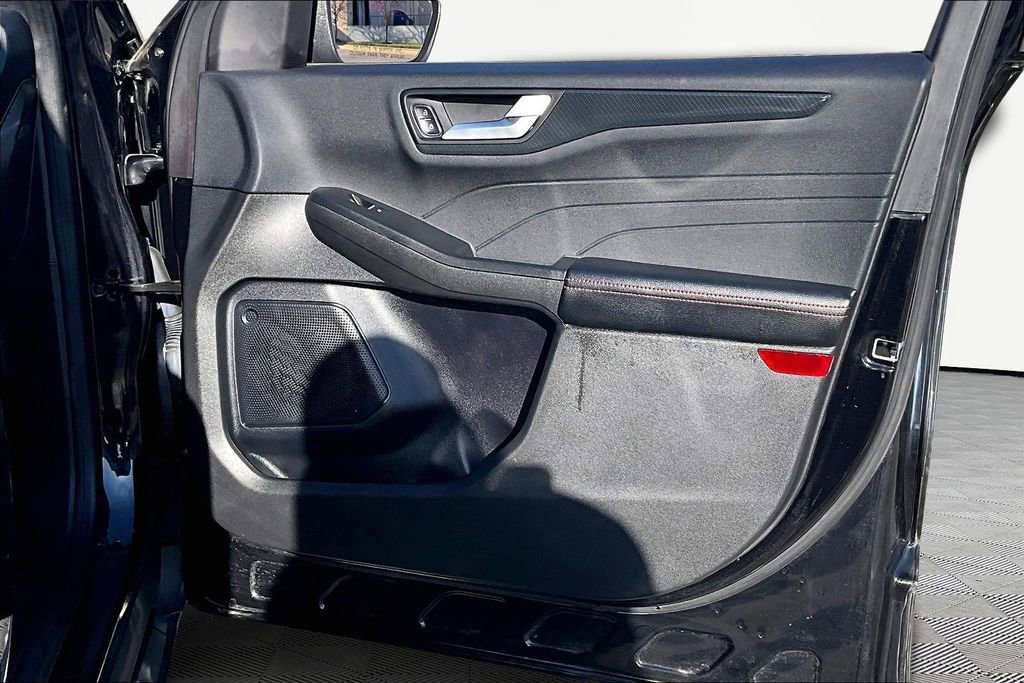 Certified 2023 Ford Escape ST-Line w/ Tech Pack #1 image 23