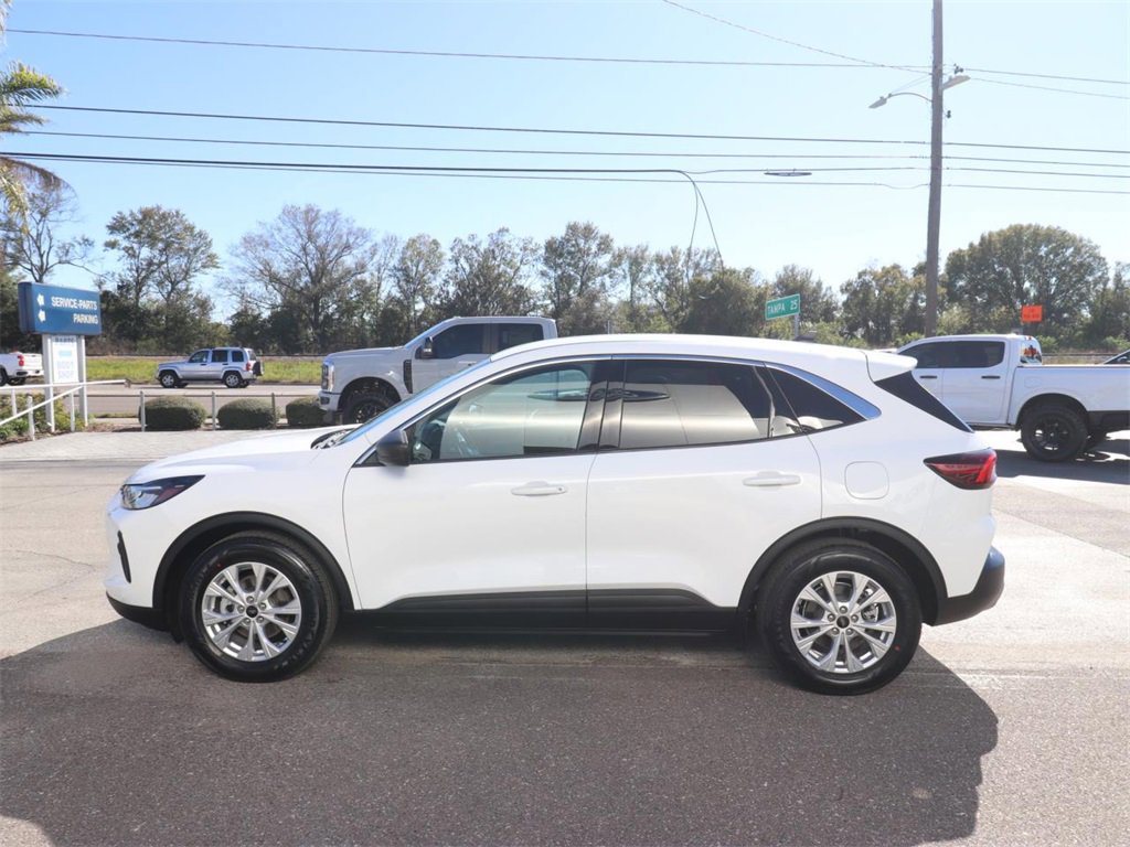 Certified 2024 Ford Escape Active image 2