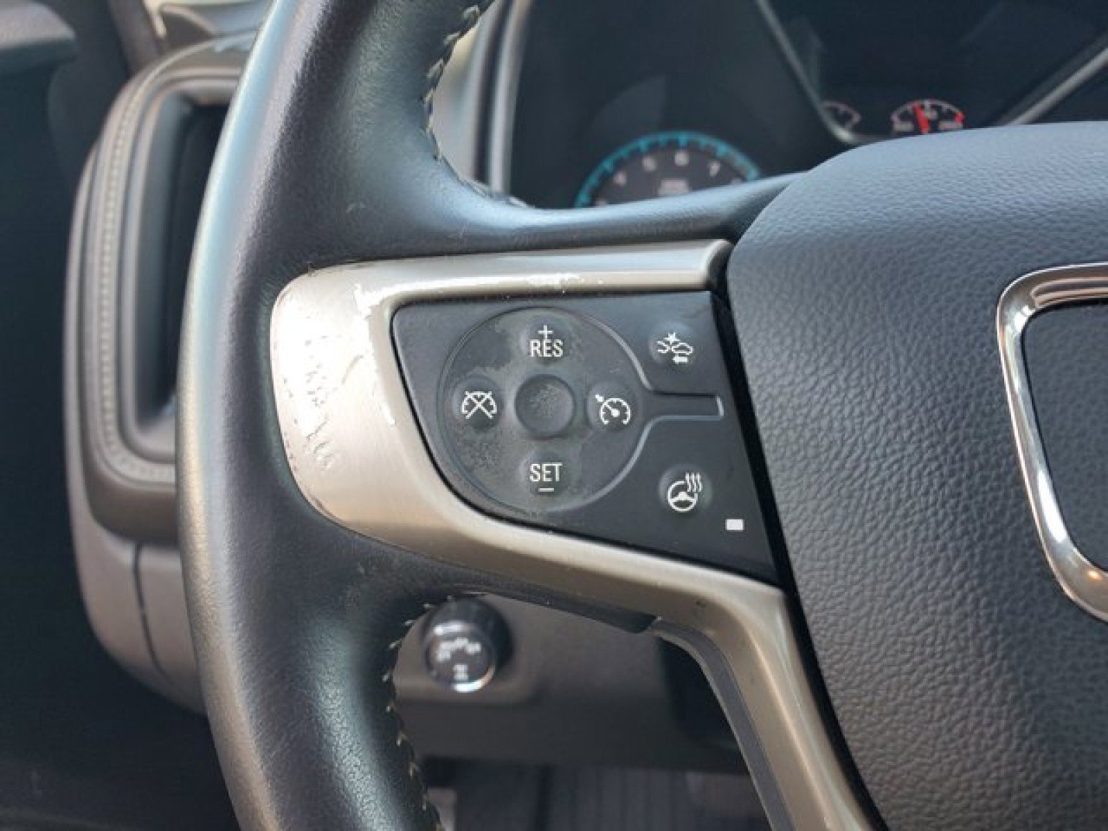 Used 2021 GMC Canyon Denali image 16