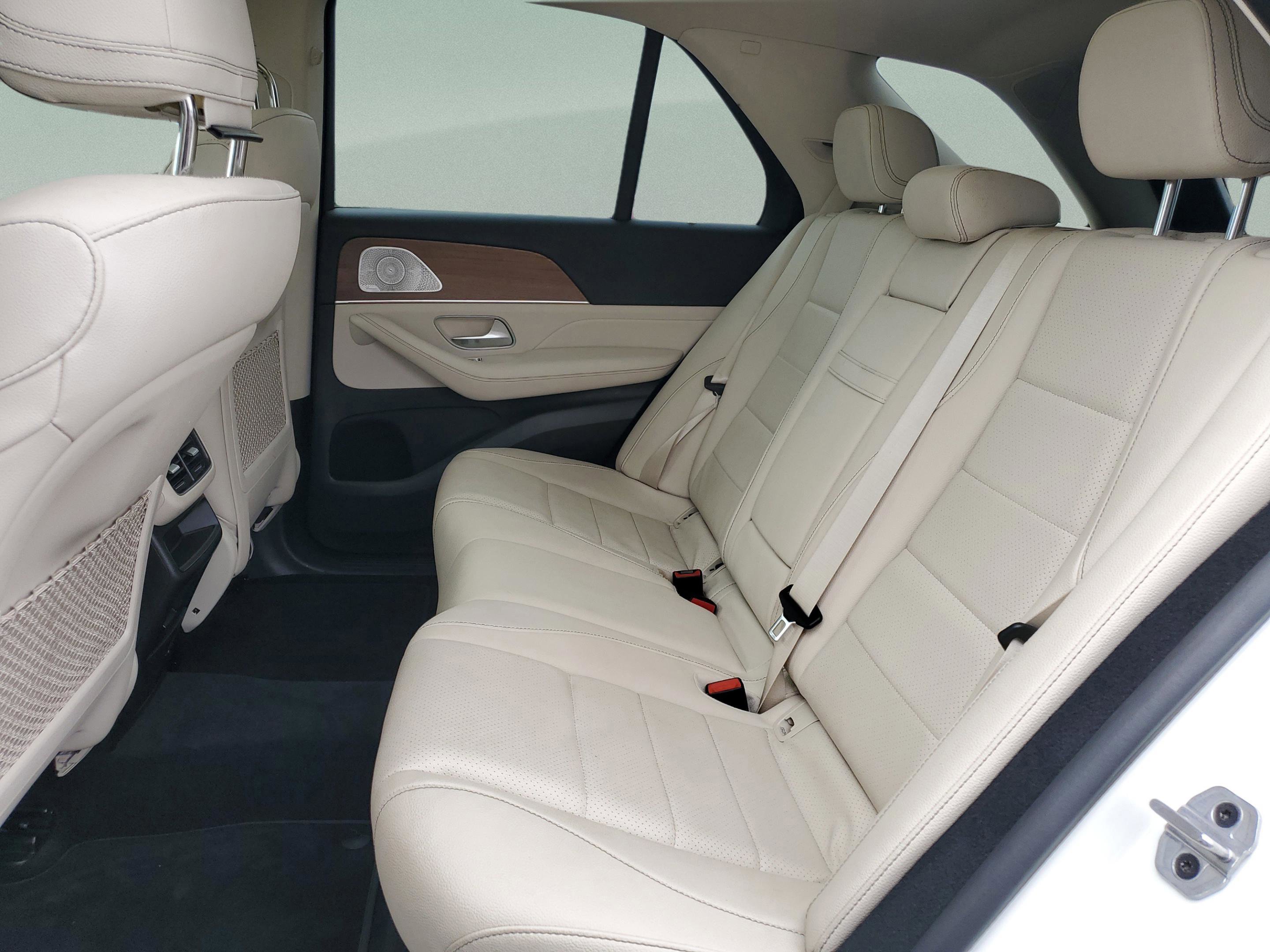 Used 2022 Mercedes-Benz GLE 350 4MATIC image 33