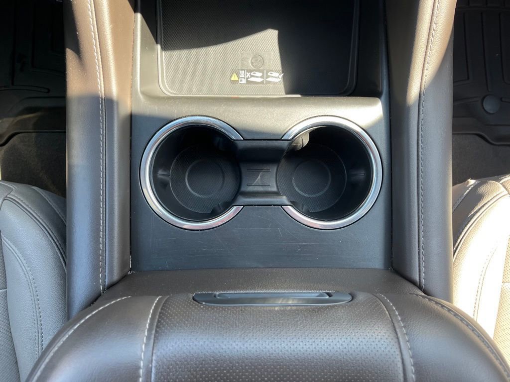 Used 2023 GMC Yukon SLT image 14