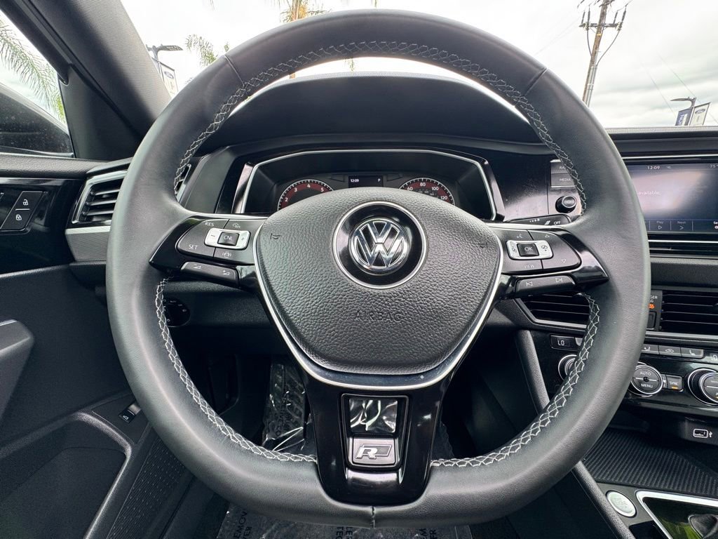 Used 2019 Volkswagen Jetta R-Line w/ R-Line Cold Weather Package FWD image 30