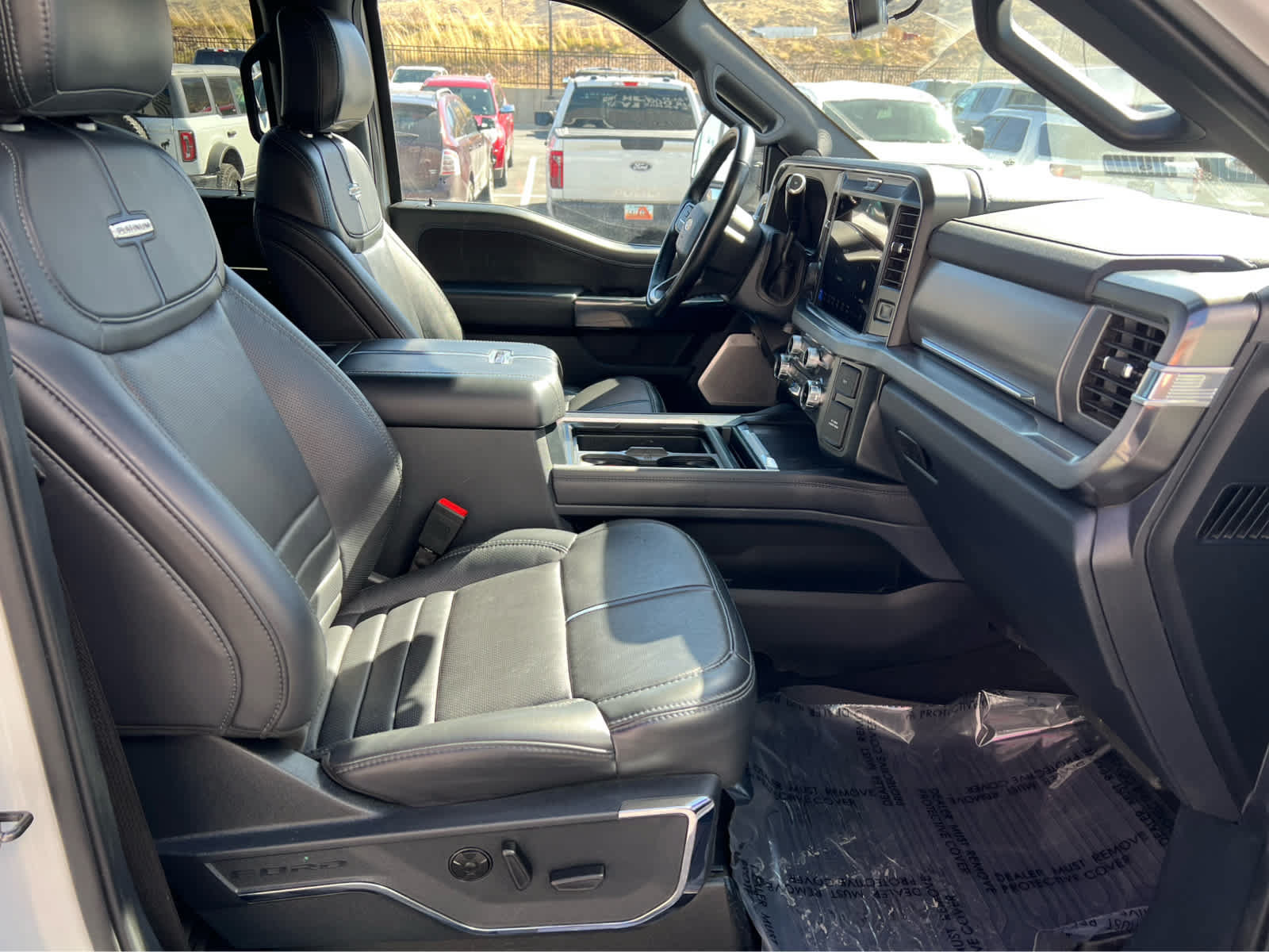 Certified 2025 Ford F350 Platinum AWD/4WD image 17