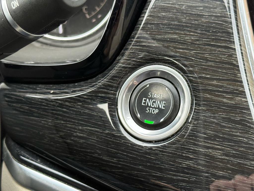 Used 2021 Cadillac XT6 Premium Luxury image 25