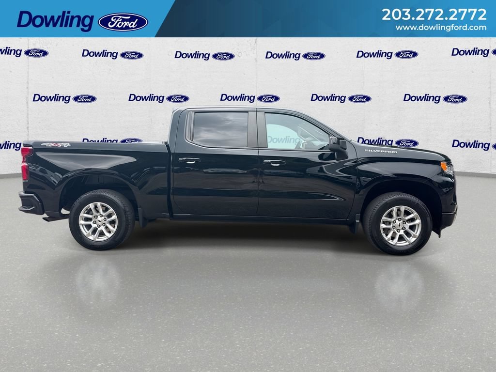 Used 2024 Chevrolet Silverado 1500 RST AWD/4WD image 9