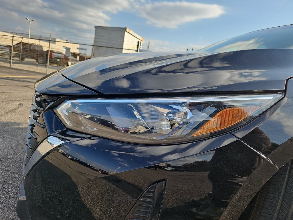 Used 2024 Nissan Sentra SV FWD image 30