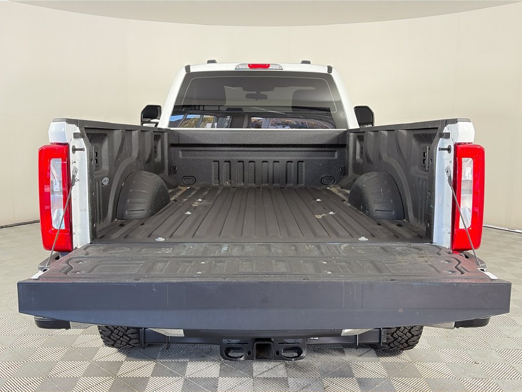 Certified 2025 Ford F250 XL AWD/4WD image 23