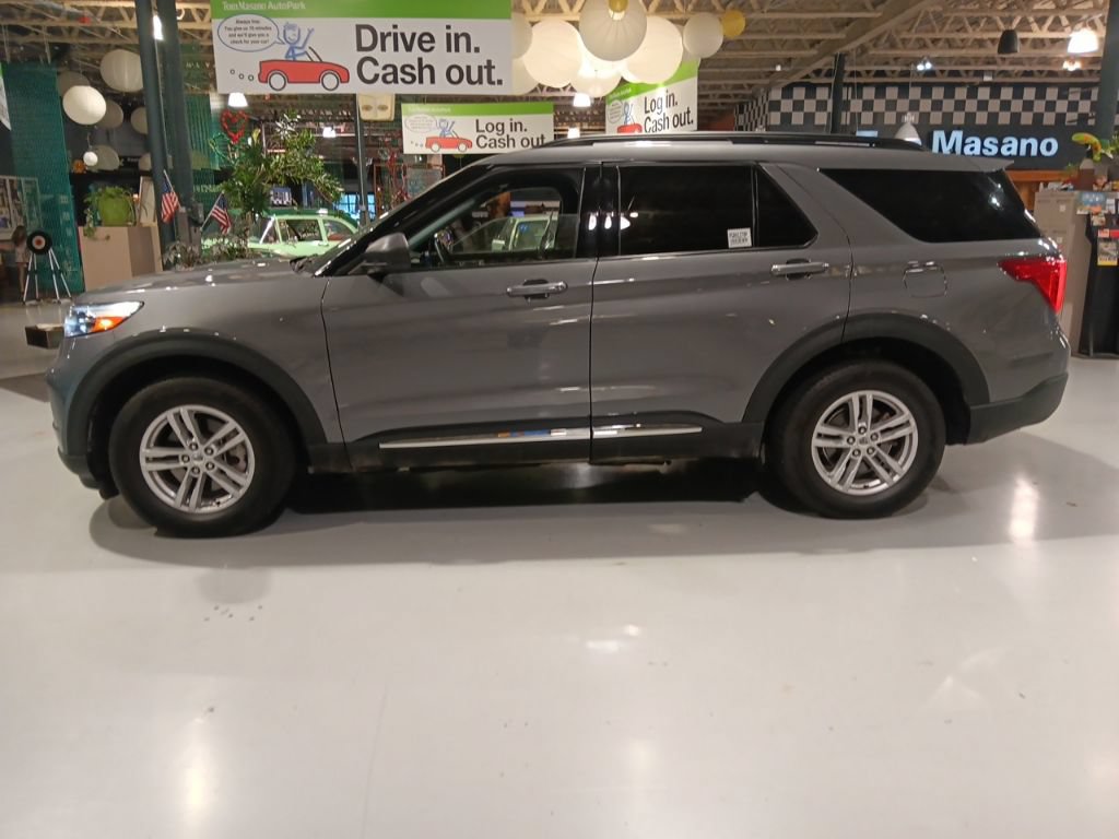 Certified 2023 Ford Explorer XLT w/ Equipment Group 202A AWD/4WD image 12
