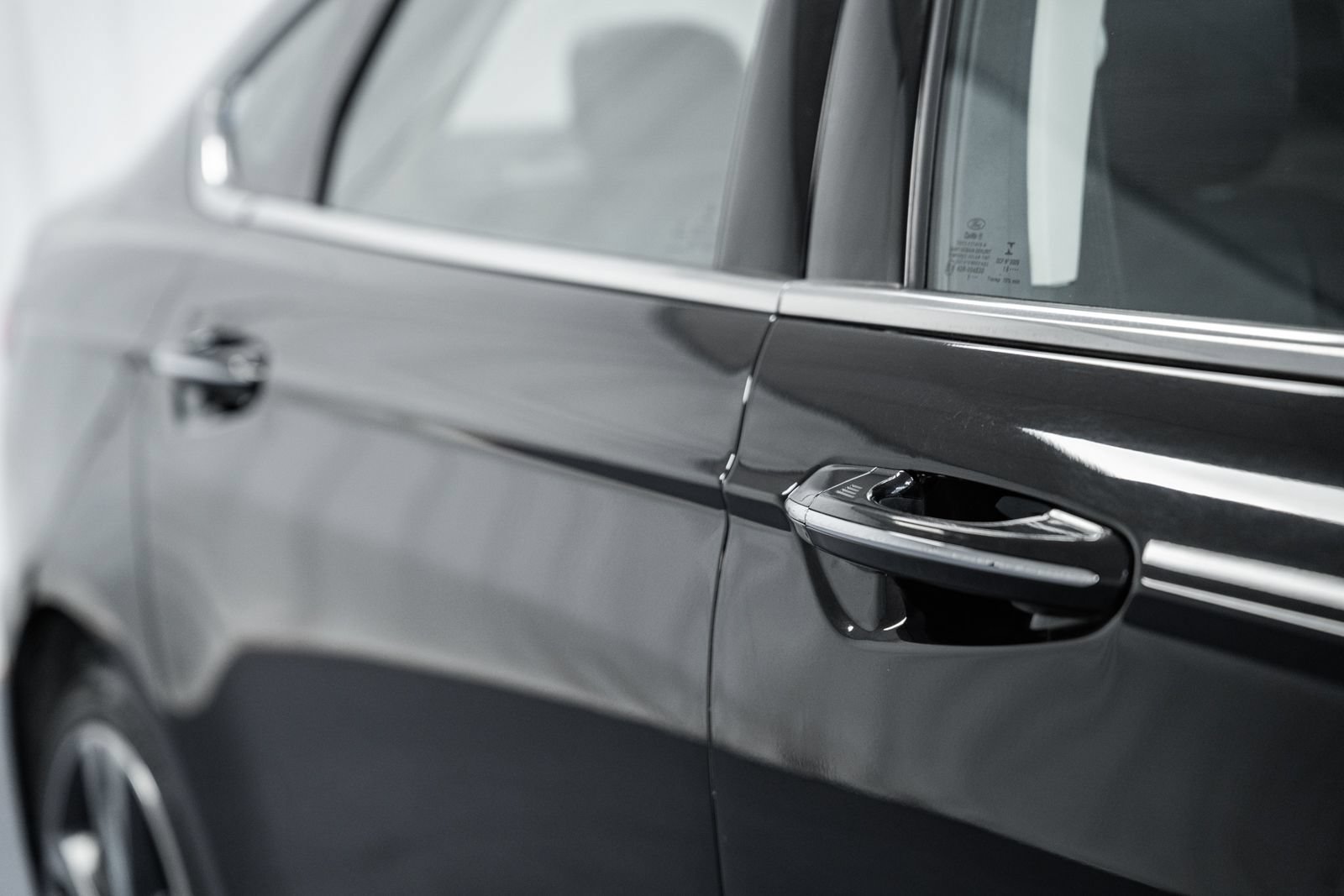Certified 2019 Ford Fusion Titanium AWD/4WD image 14