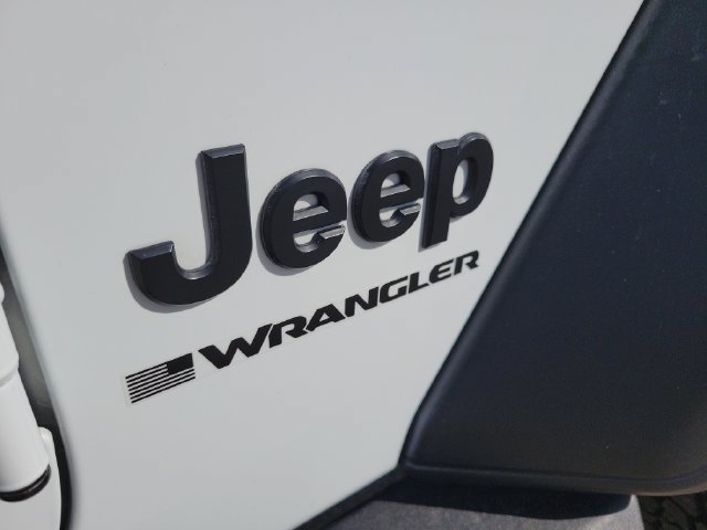 Used 2024 Jeep Wrangler Sport AWD/4WD image 10