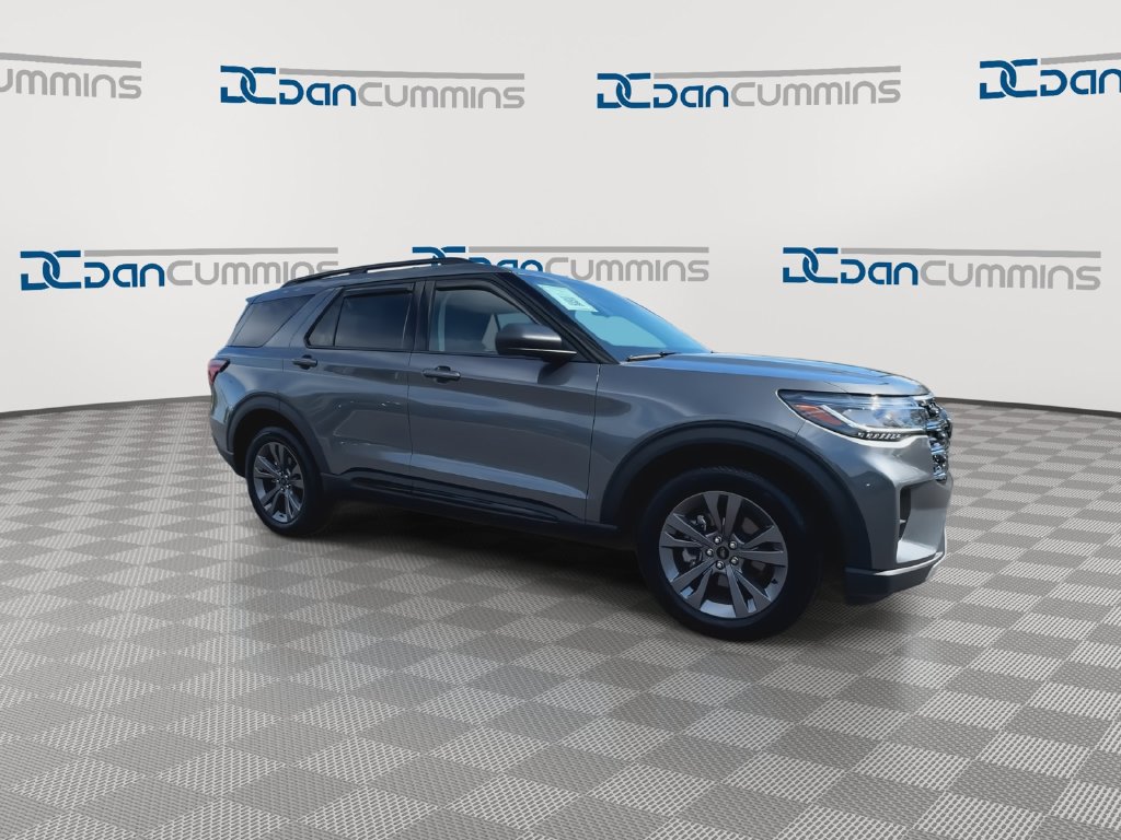 Certified 2026 Ford Explorer Active w/ Active Comfort Package AWD/4WD image 2