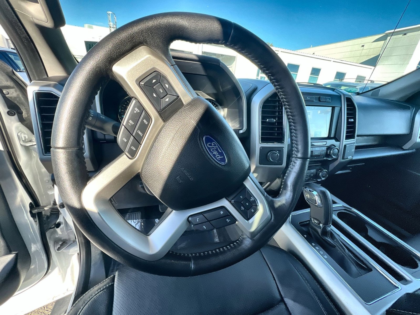 Certified 2018 Ford F150 Lariat image 16