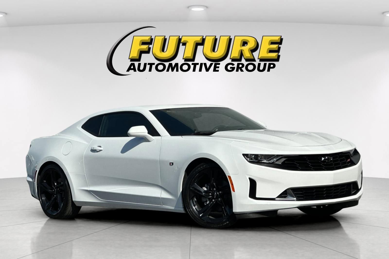 Used 2021 Chevrolet Camaro LT w/ RS Package image 7