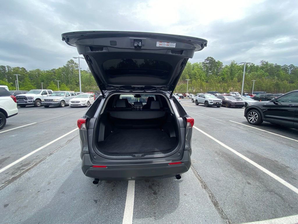 Used 2025 Toyota RAV4 XLE Premium FWD image 27