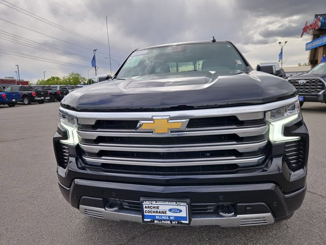 Used 2024 Chevrolet Silverado 1500 High Country w/ Max Trailering Package AWD/4WD image 8