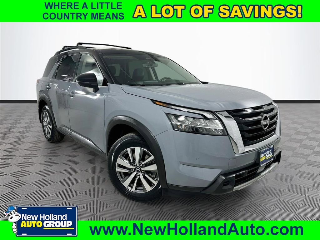 Used 2023 Nissan Pathfinder SL