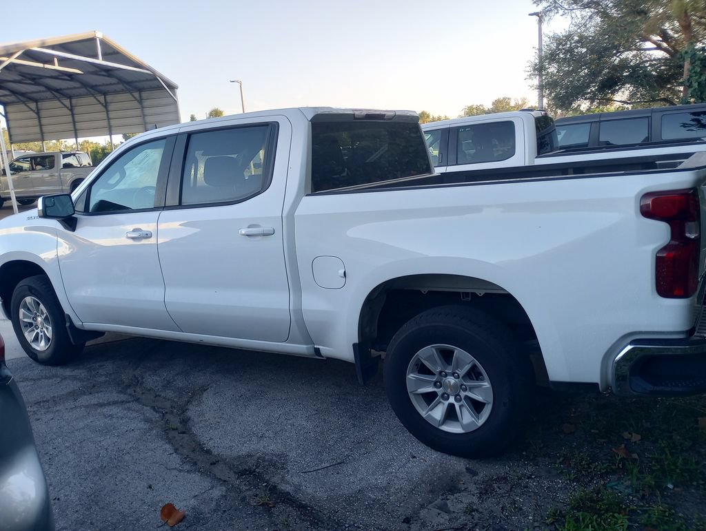 Used 2025 Chevrolet Silverado 1500 LT RWD image 2
