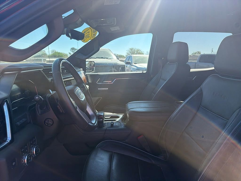 Used 2024 GMC Sierra 1500 Denali image 9