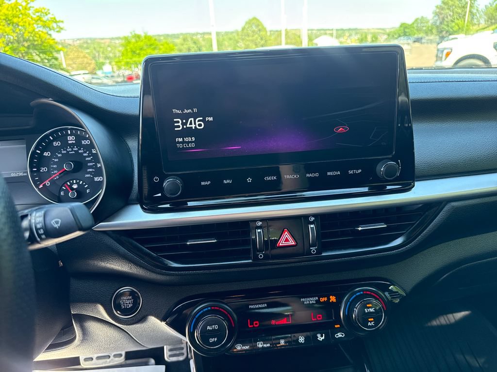 Used 2023 Kia Forte GT-Line w/ GT-Line Technology Package FWD image 17