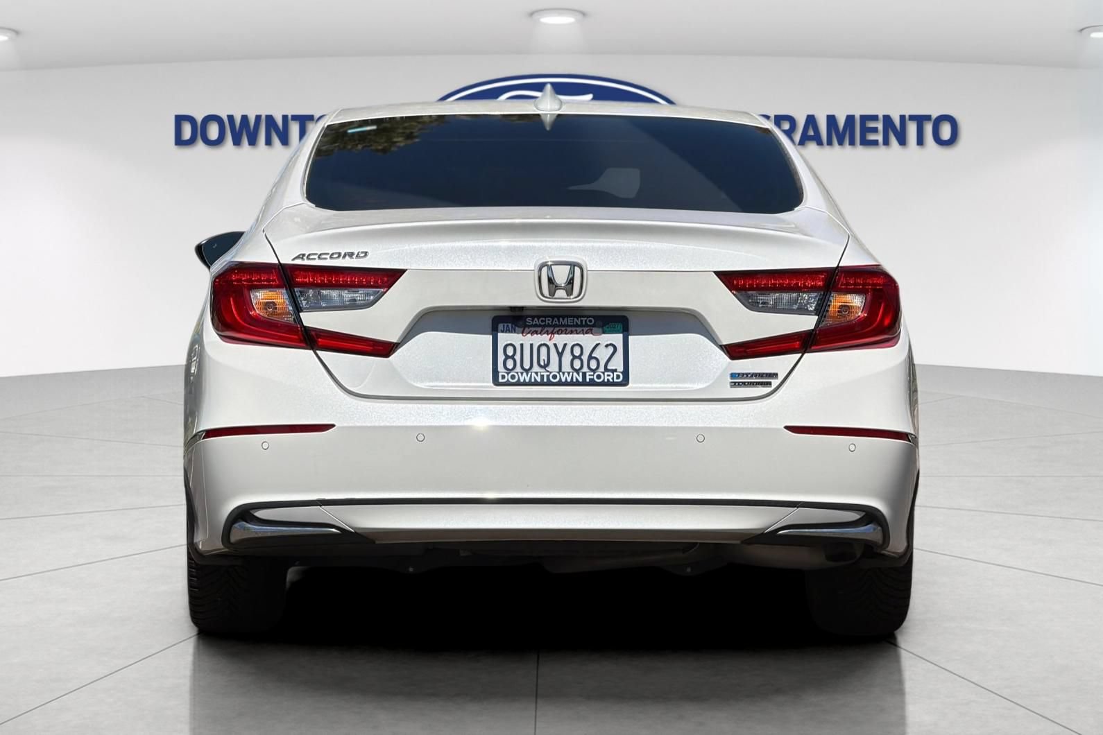 Used 2019 Honda Accord Touring image 9