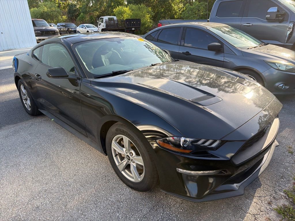 Certified 2020 Ford Mustang Coupe image 5