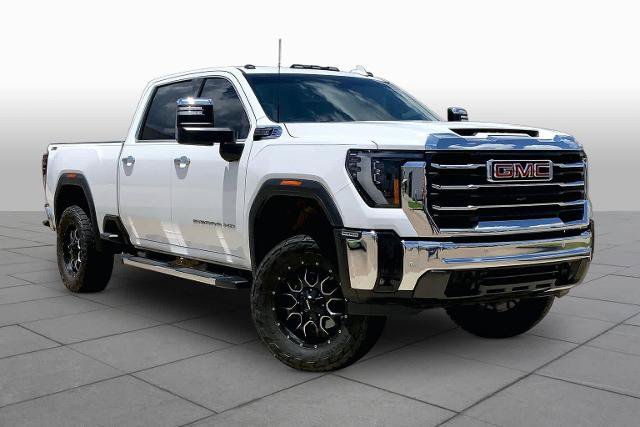 Used 2024 GMC Sierra 2500 SLT w/ SLT Premium Package AWD/4WD image 3