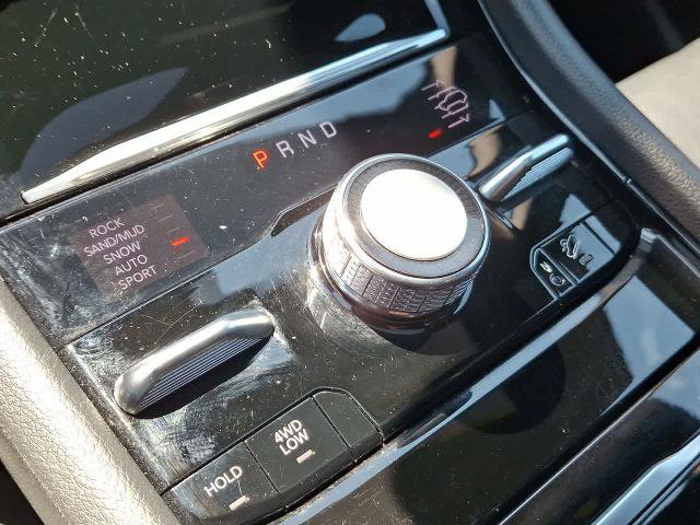 Used 2024 Jeep Grand Cherokee L Summit w/ Advanced Protech Group IV AWD/4WD image 18