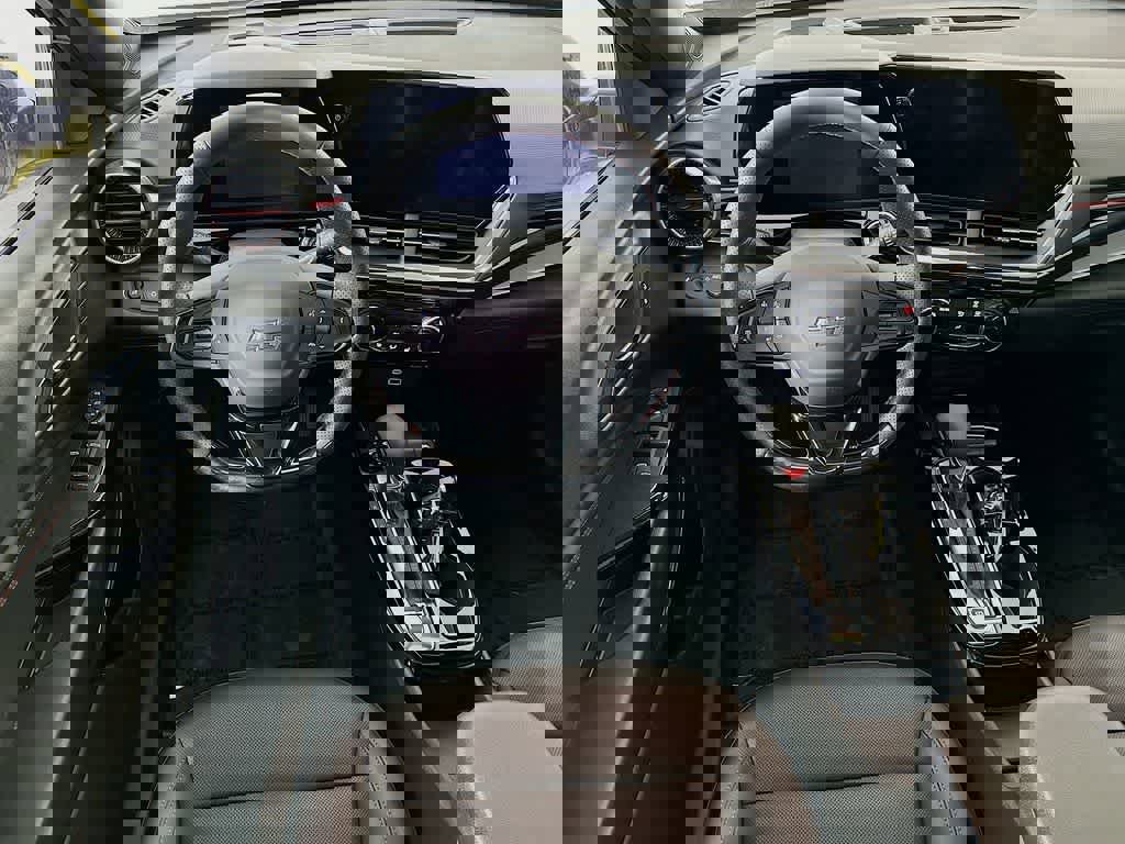 Used 2024 Chevrolet Trax RS w/ Sunroof Package image 10