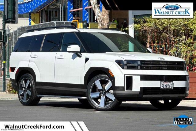 Used 2024 Hyundai Santa Fe Limited image 1
