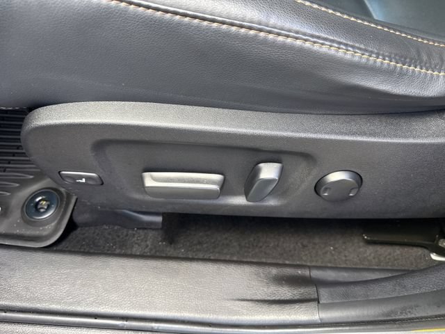Used 2019 Toyota Highlander XLE AWD/4WD image 34