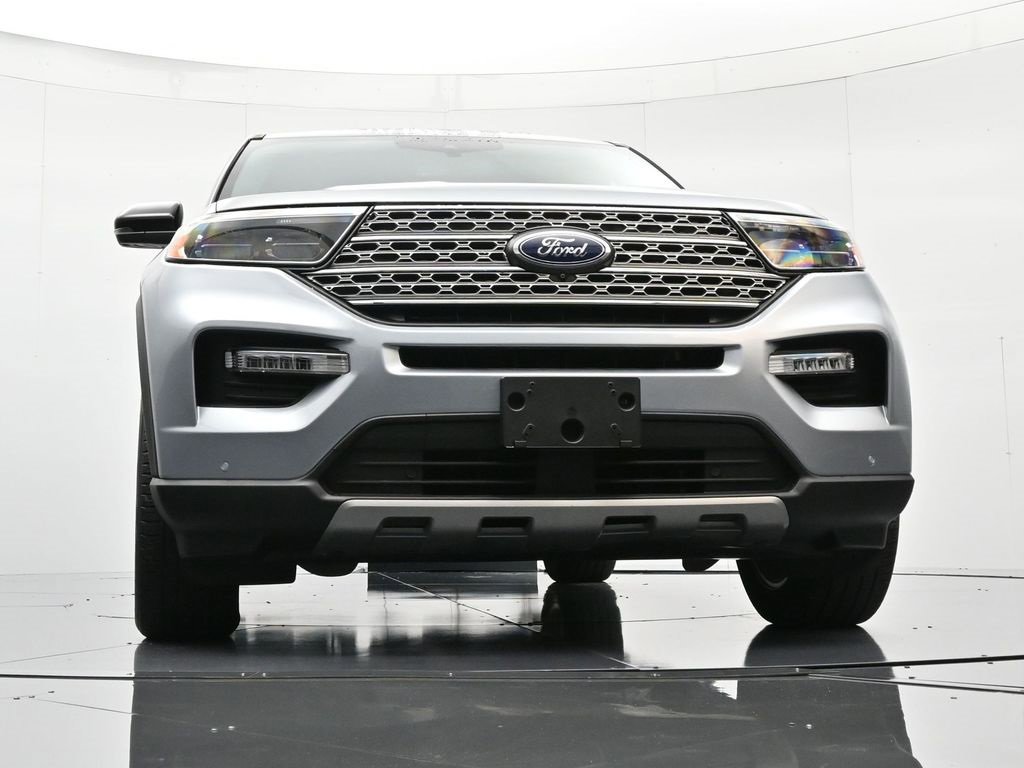 Certified 2022 Ford Explorer Limited w/ Limited Technology Package image 39
