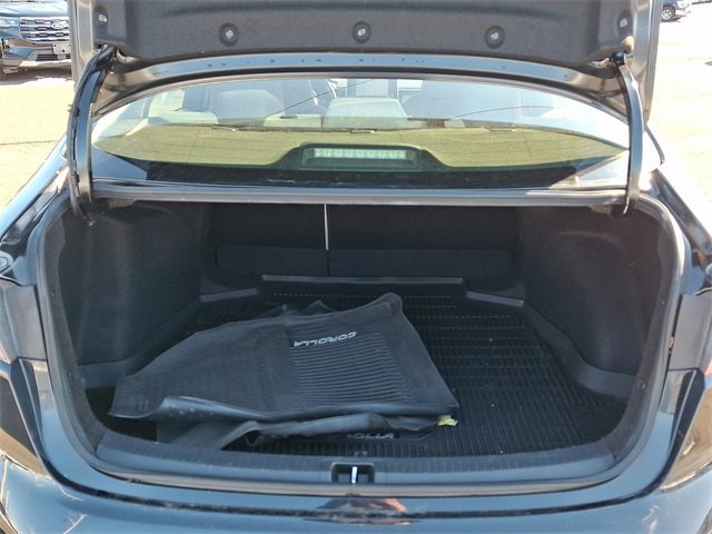 Used 2020 Toyota Corolla LE image 27