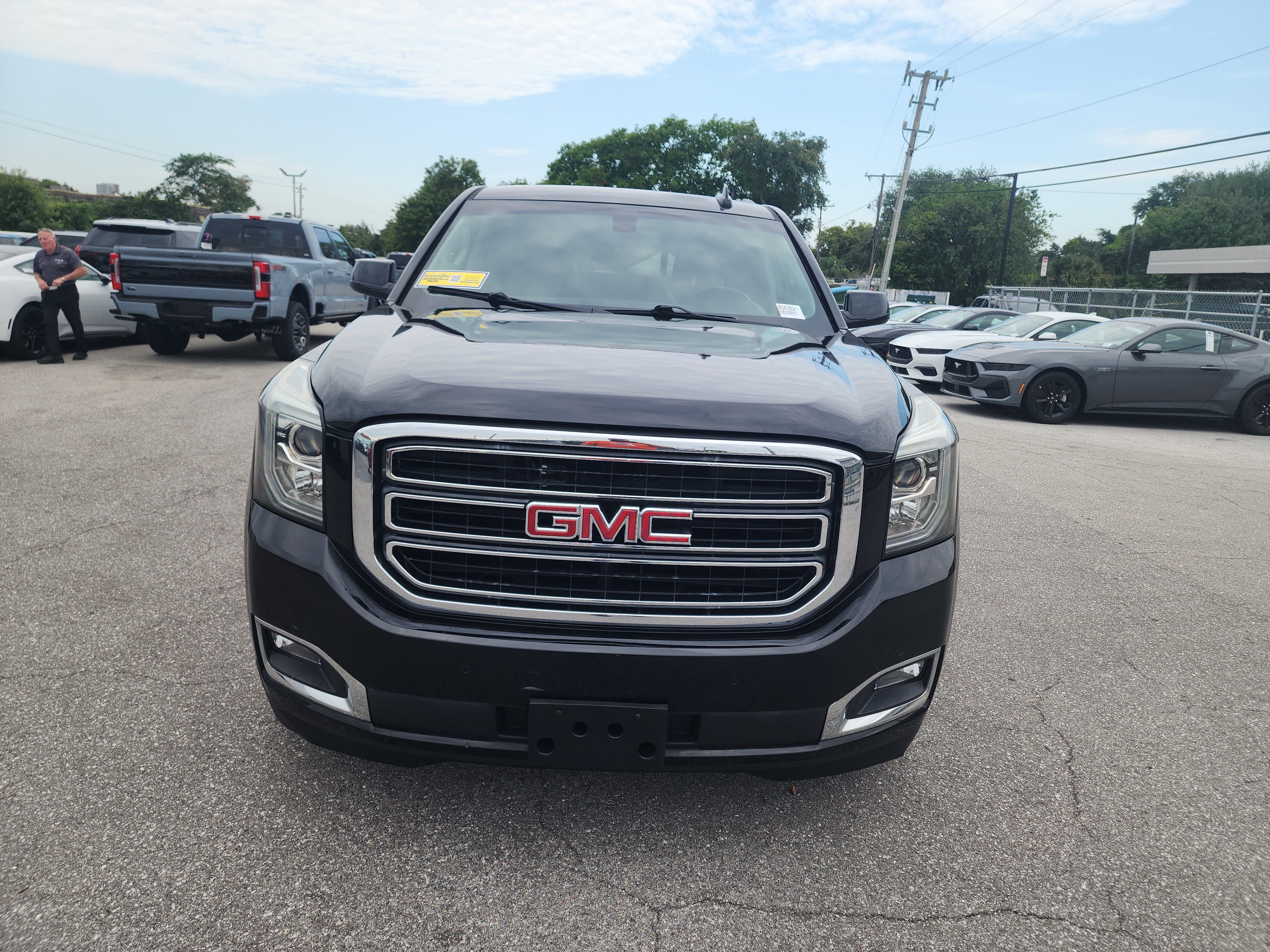 Used 2018 GMC Yukon SLE RWD image 8