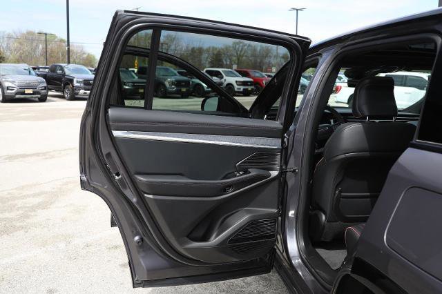 Used 2024 Jeep Wagoneer Launch Edition AWD/4WD image 23