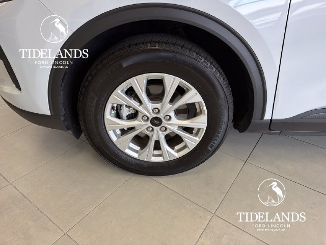 Certified 2026 Ford Escape Active FWD image 23