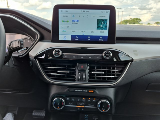Certified 2022 Ford Escape SE w/ SE Sport Appearance Package FWD image 22