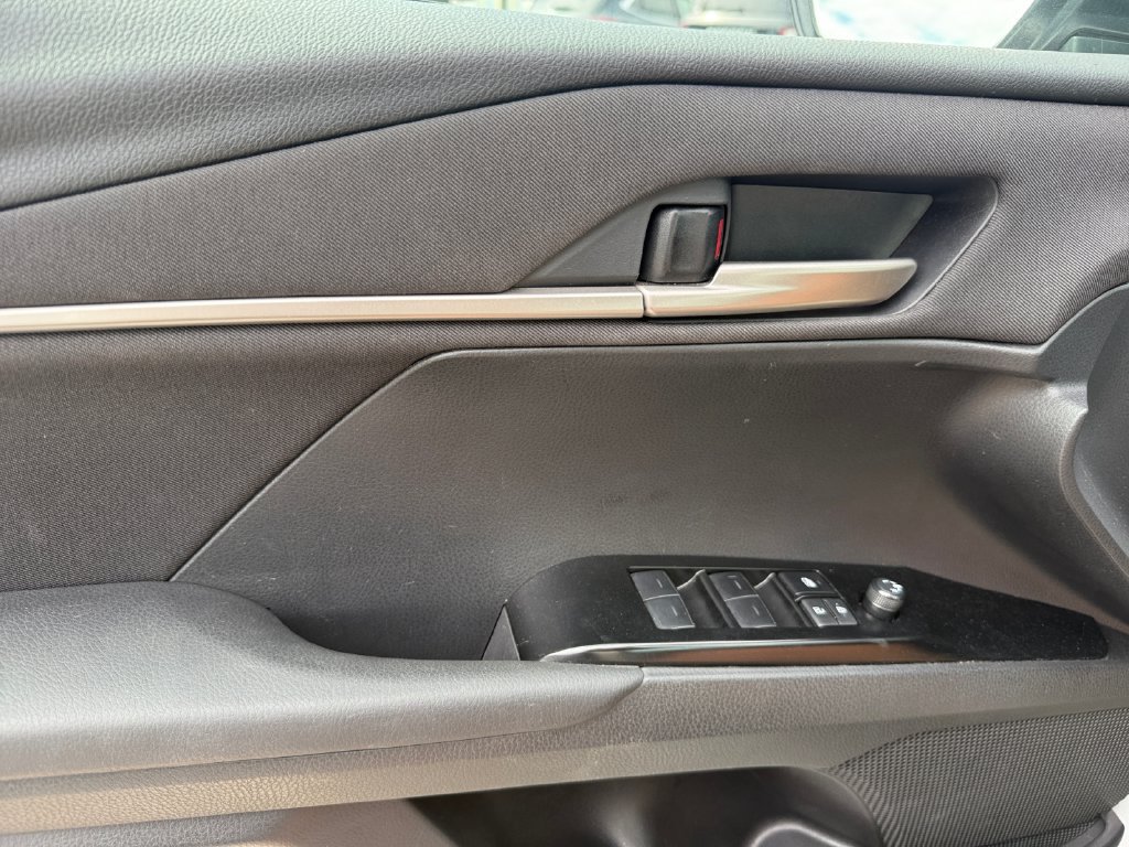 Used 2025 Toyota Camry LE FWD image 22