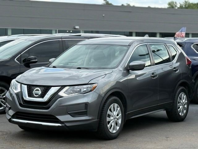 Used 2019 Nissan Rogue S image 3