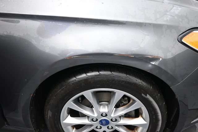 Certified 2017 Ford Fusion SE FWD image 11