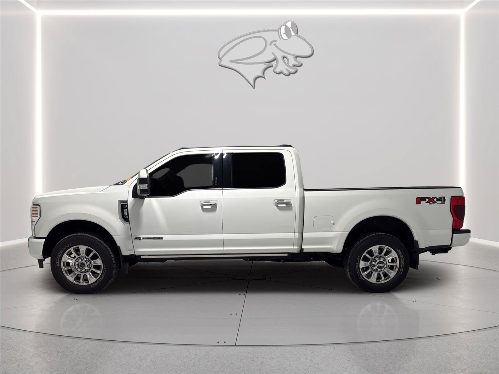 Certified 2022 Ford F250 Limited w/ FX4 Off-Road Package AWD/4WD image 2