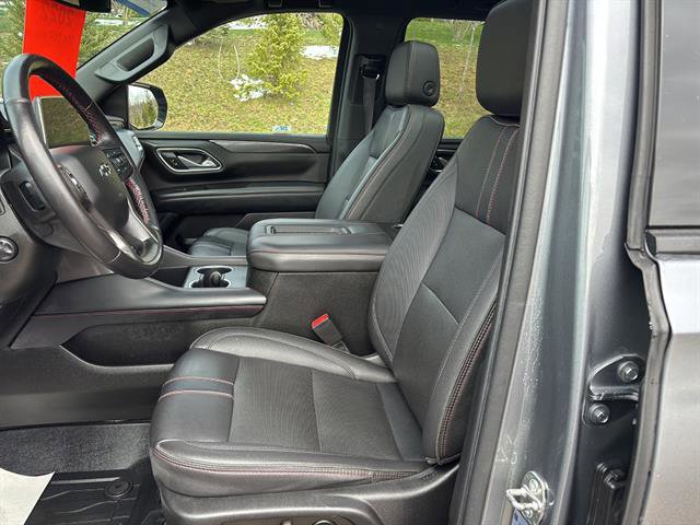 Used 2022 Chevrolet Suburban RST w/ Luxury Package image 11