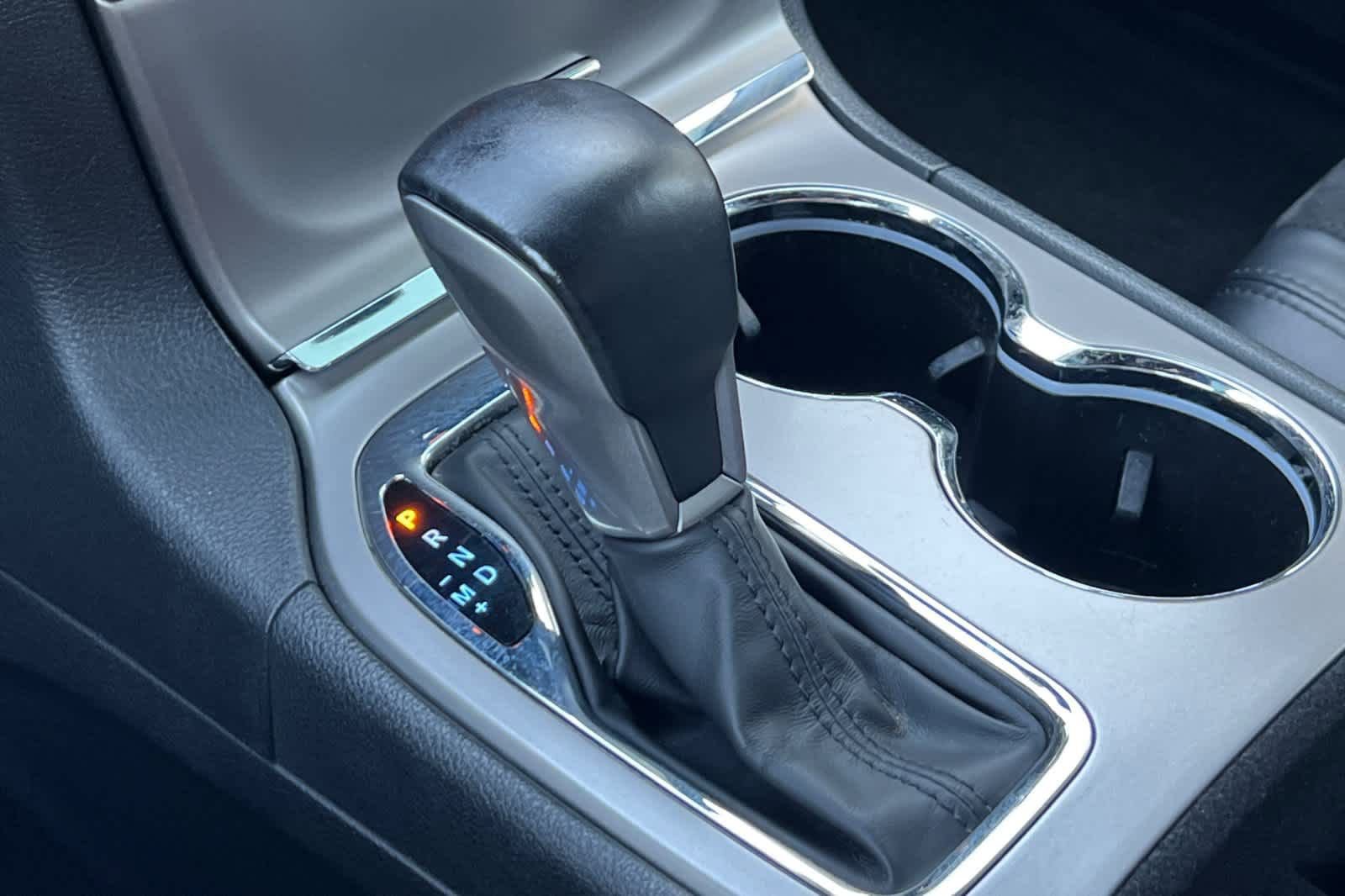 Used 2021 Jeep Grand Cherokee Laredo X image 23